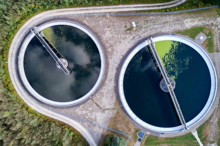 wastewater_treatment_clarifiers_from_above