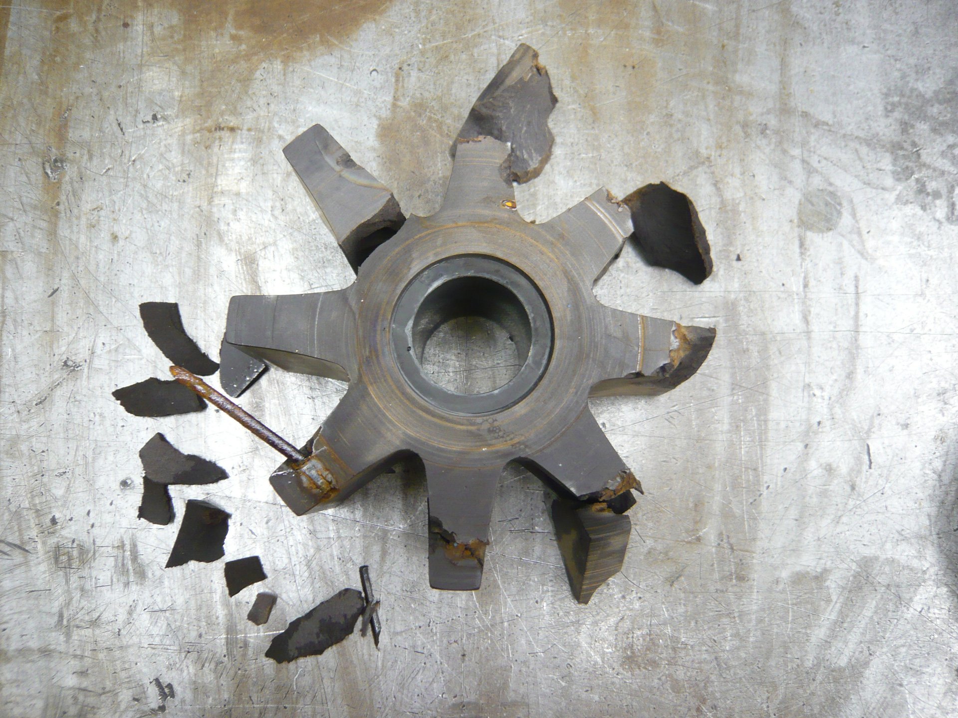 Destroyed-Ryton-Idler-001---For-Digital